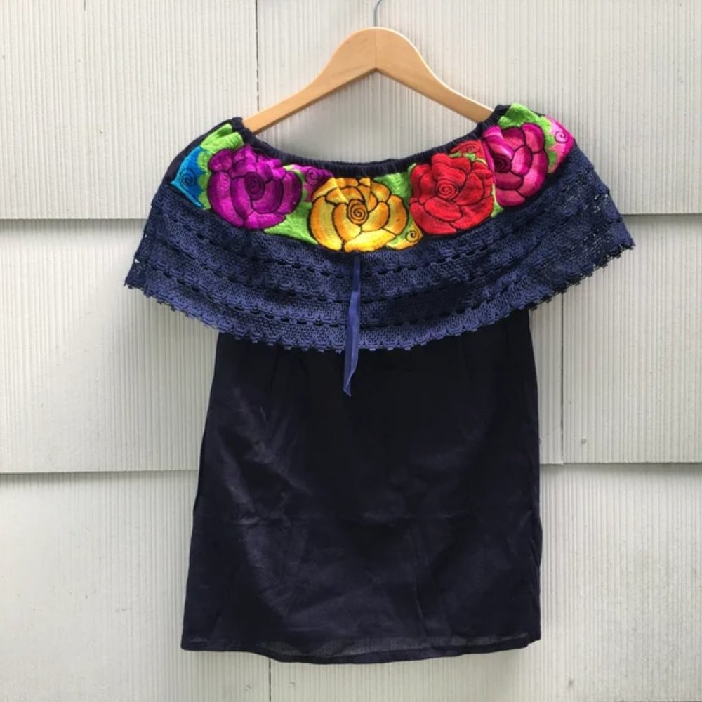 Handmade Womens Embroidered Mexican Blouse - Medium - Off the Shoulder Blouse